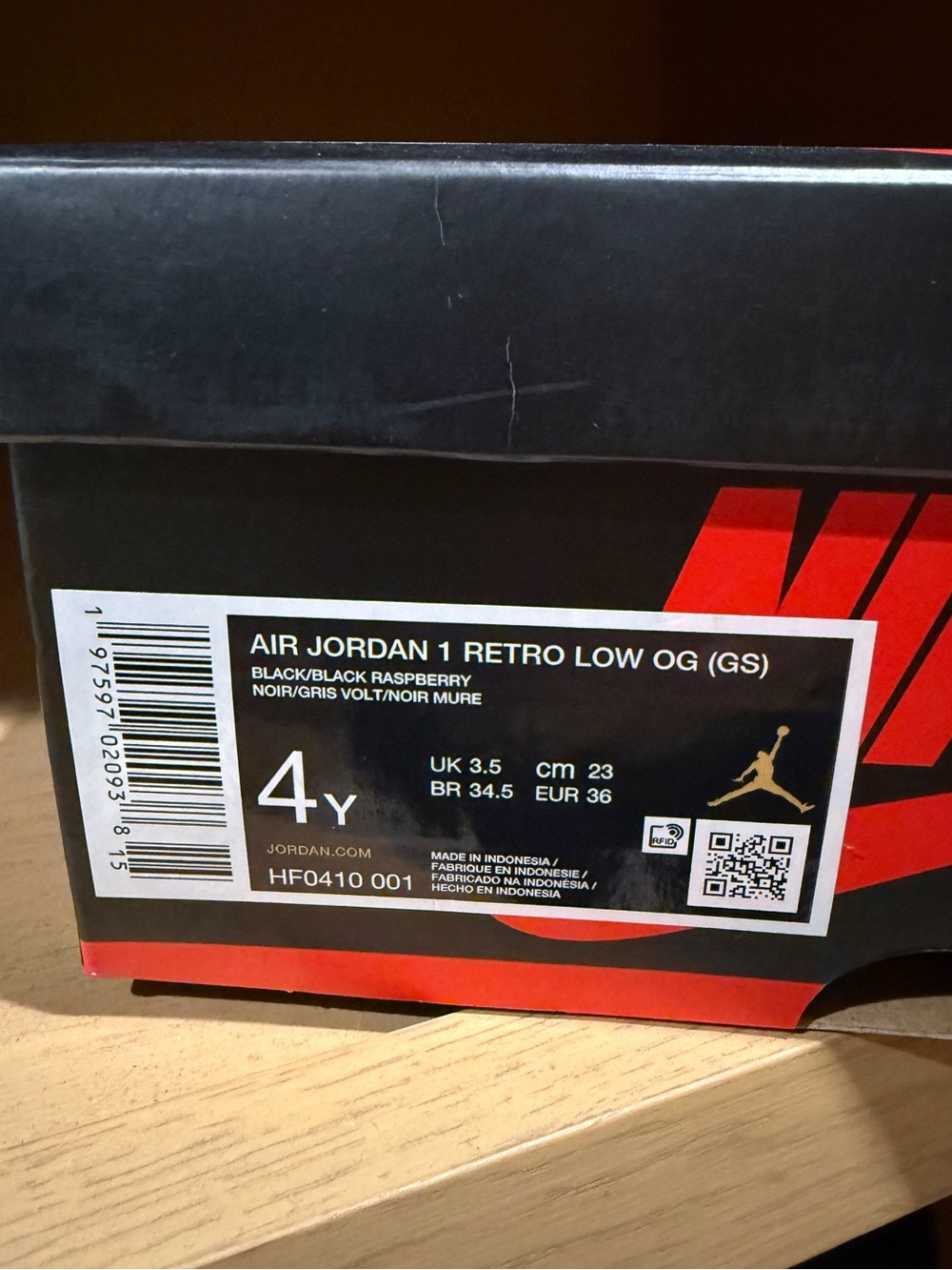 Bigw Kid's Air Jordan 1 Retro Low OG Black/Black Raspberry, Glow in the dark - Picture 9 of 10